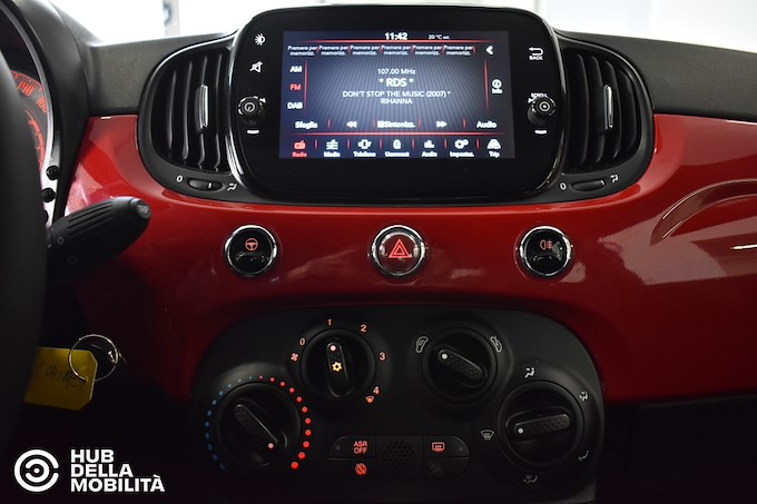FIAT 500 1.0 Hybrid